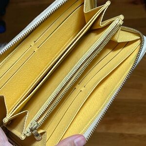 Louis Vuitton Zippy Zip Azur Ballon long wallet